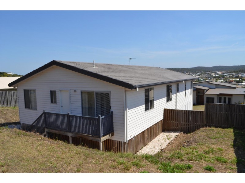 24 Angourie Crescent, Pacific Pines QLD 4211