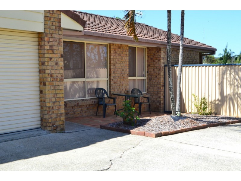 1/37 Broadway Drive, Oxenford QLD 4210