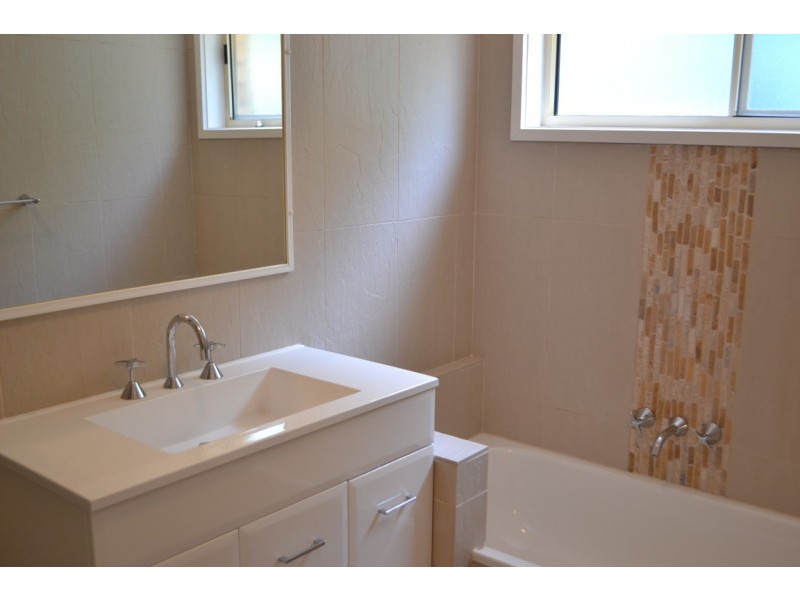 1/37 Broadway Drive, Oxenford QLD 4210