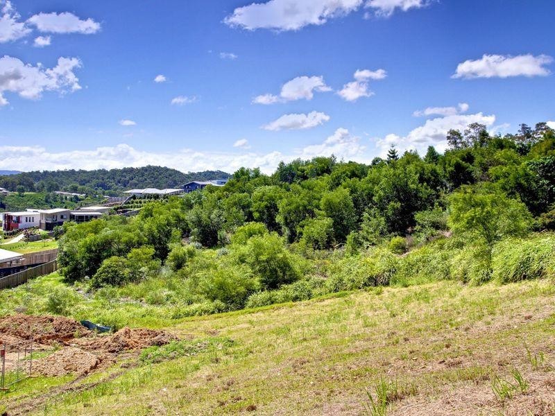 114 Wunburra Circle, Pacific Pines QLD 4211