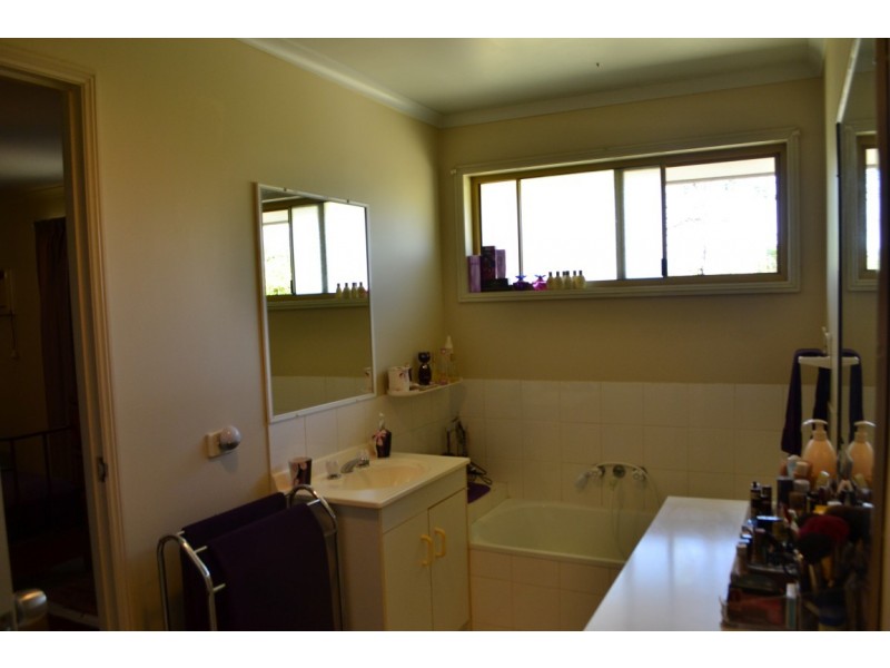 21 Broadway Drive, Oxenford QLD 4210