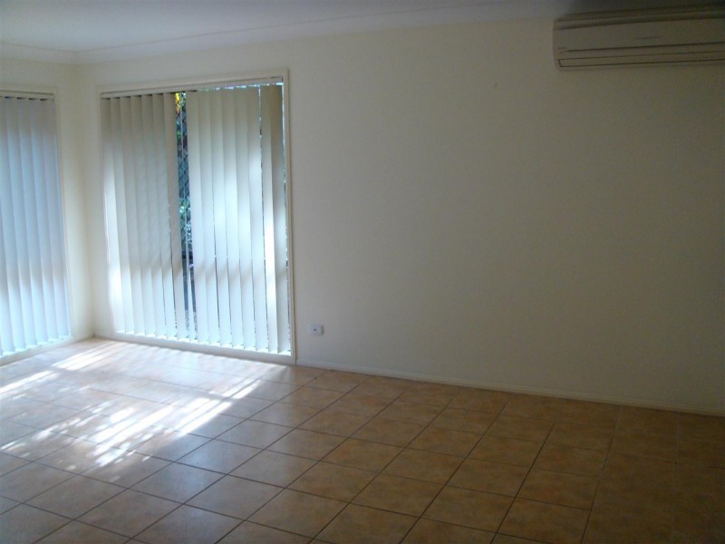 20 Sheffield Circuit, Pacific Pines QLD 4211