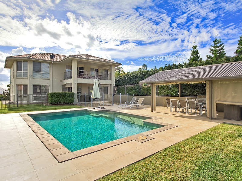 84 Salvado Drive, Pacific Pines QLD 4211