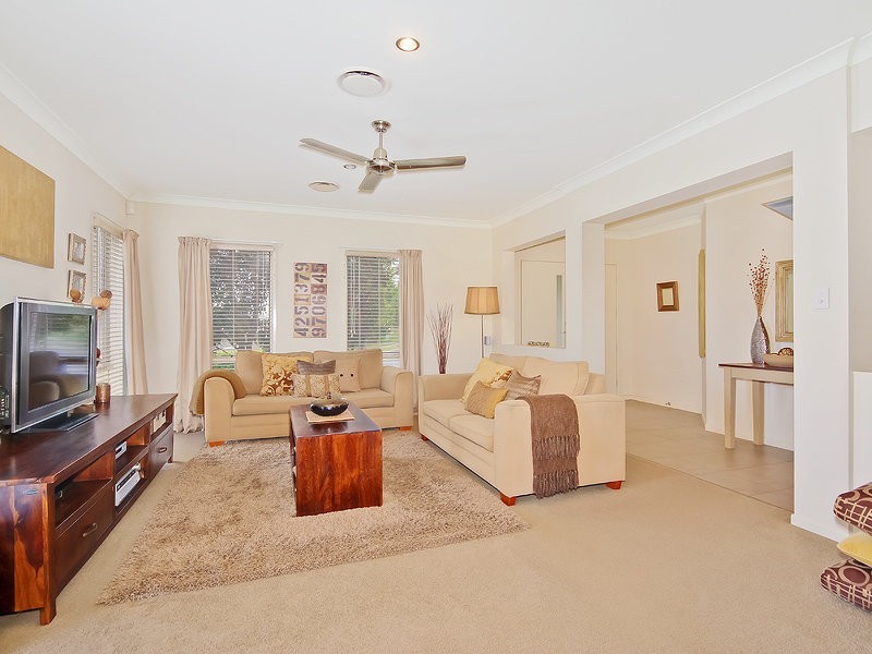 84 Salvado Drive, Pacific Pines QLD 4211