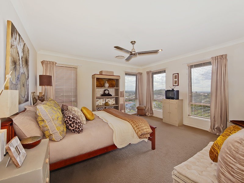 84 Salvado Drive, Pacific Pines QLD 4211