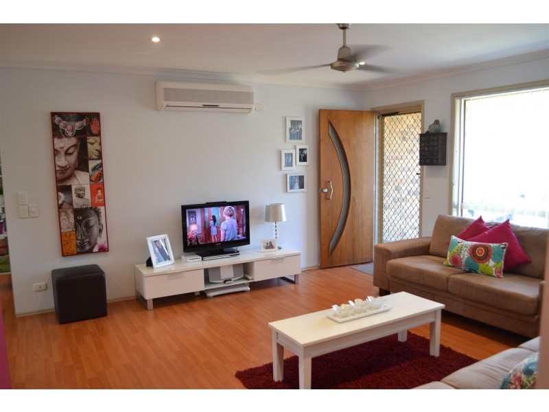 2/7 Vine Court, Oxenford QLD 4210