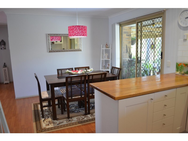 2/7 Vine Court, Oxenford QLD 4210