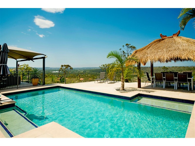 55 Hillary Circuit, Pacific Pines QLD 4211