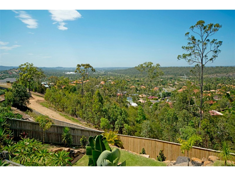 55 Hillary Circuit, Pacific Pines QLD 4211