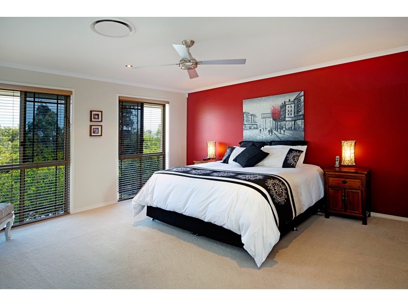 55 Hillary Circuit, Pacific Pines QLD 4211