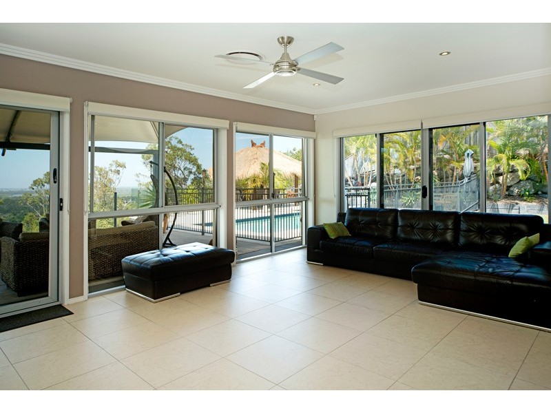 55 Hillary Circuit, Pacific Pines QLD 4211