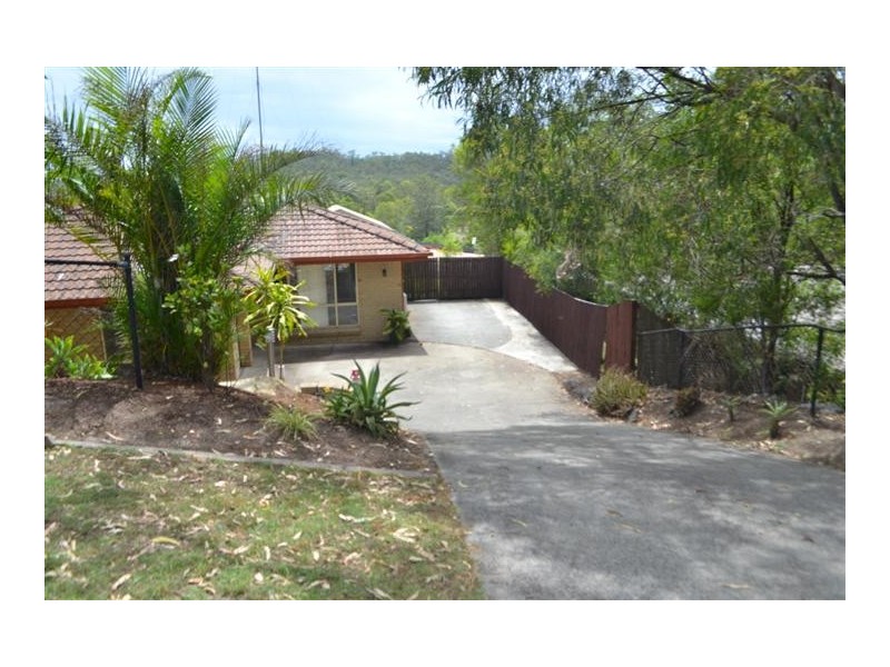 7 Western Way, Oxenford QLD 4210