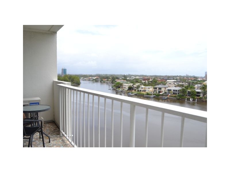 73/30 Watson Esplanade, Surfers Paradise QLD 4217