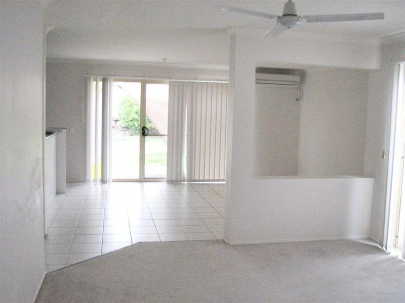 26 Molokai Crescent, Pacific Pines QLD 4211