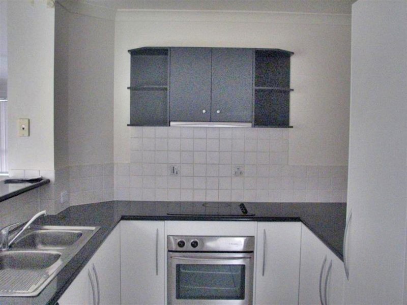 26 Molokai Crescent, Pacific Pines QLD 4211