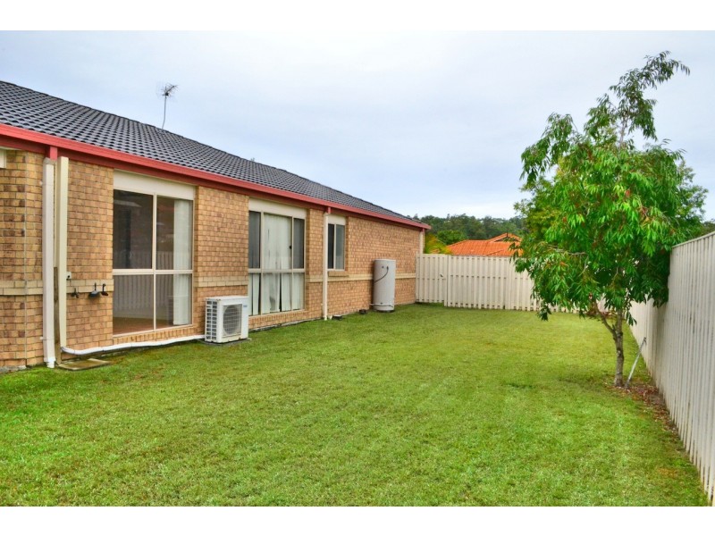 45 Feathertop Crescent, Pacific Pines QLD 4211