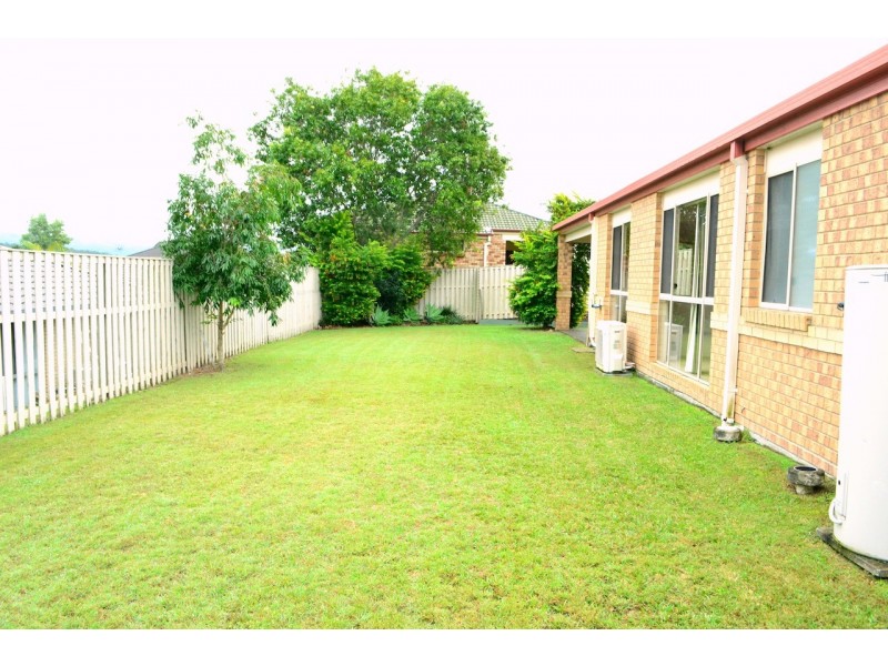 45 Feathertop Crescent, Pacific Pines QLD 4211