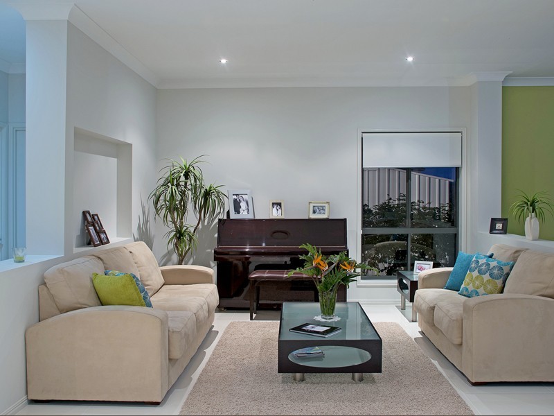 44 Salvado Drive, Pacific Pines QLD 4211