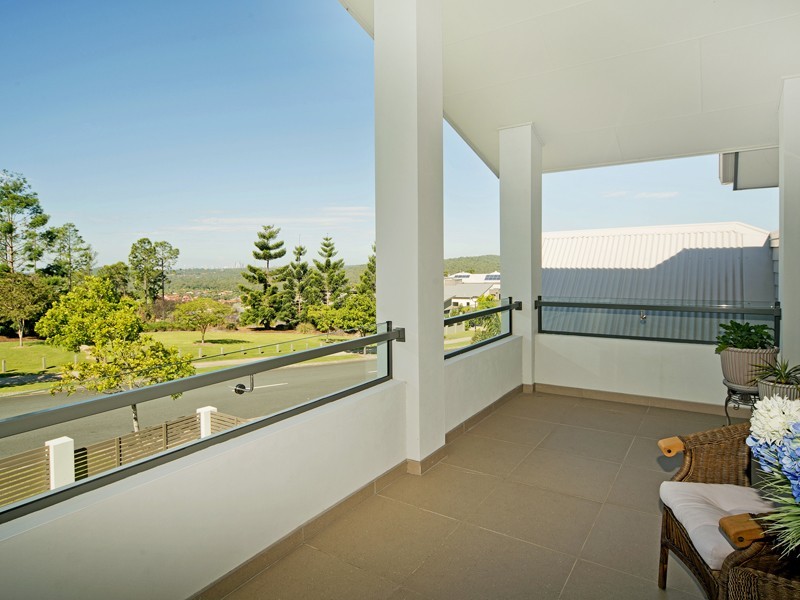 44 Salvado Drive, Pacific Pines QLD 4211