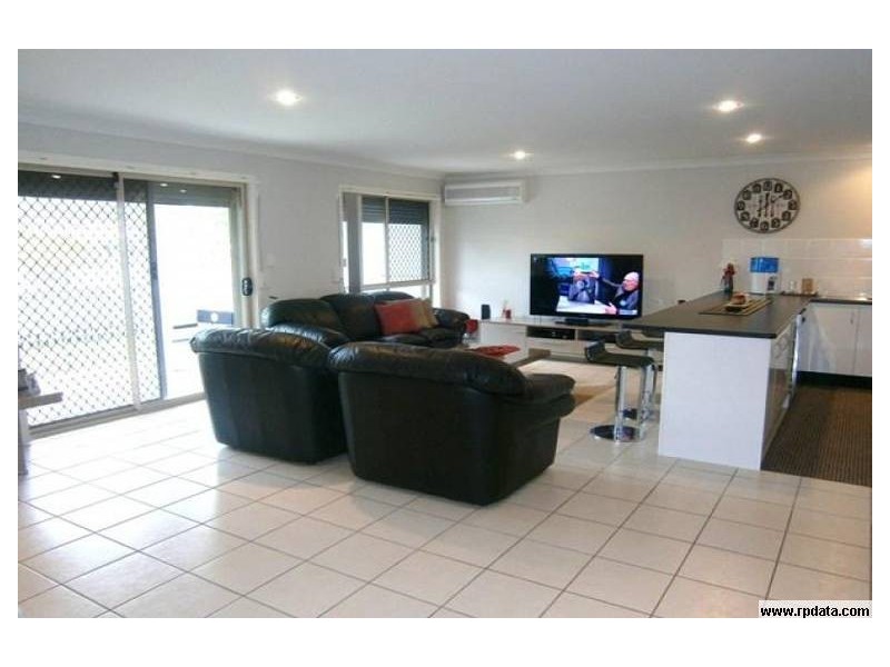 1/34 Billinghurst Crescent, Upper Coomera QLD 4209