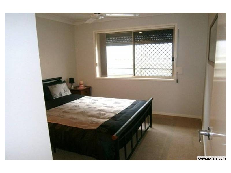 1/34 Billinghurst Crescent, Upper Coomera QLD 4209