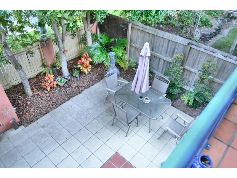 2/12 Brighton Street, Biggera Waters QLD 4216