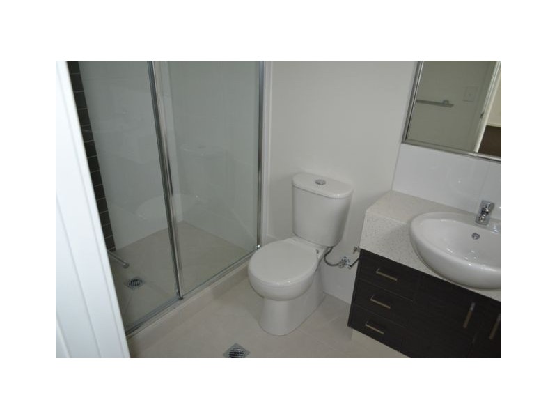 Pacific Pines QLD 4211