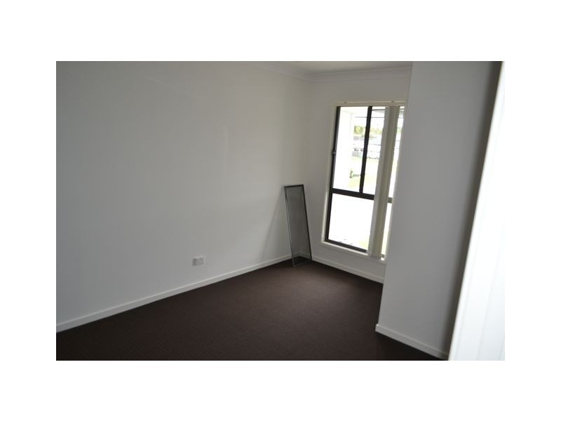 Pacific Pines QLD 4211