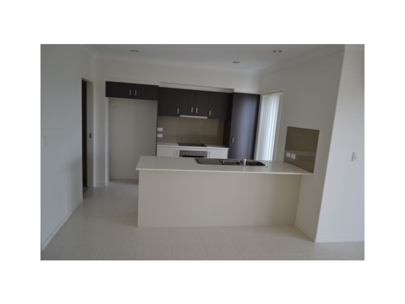 Pacific Pines QLD 4211