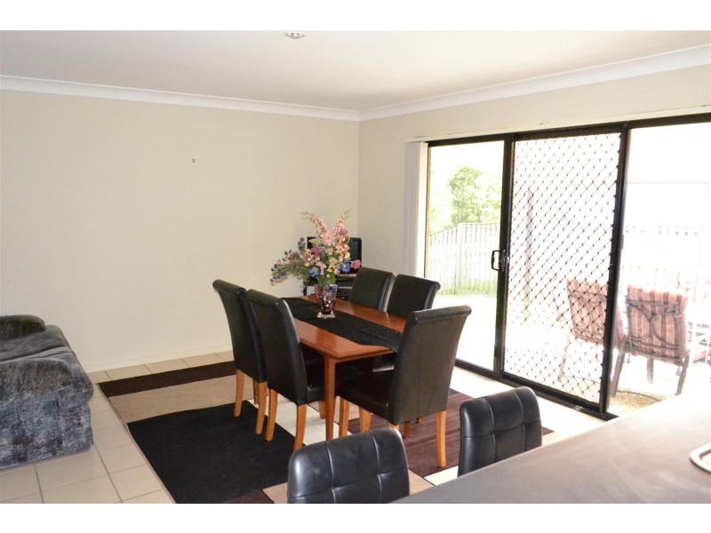 24 Lennox Street, Pacific Pines QLD 4211