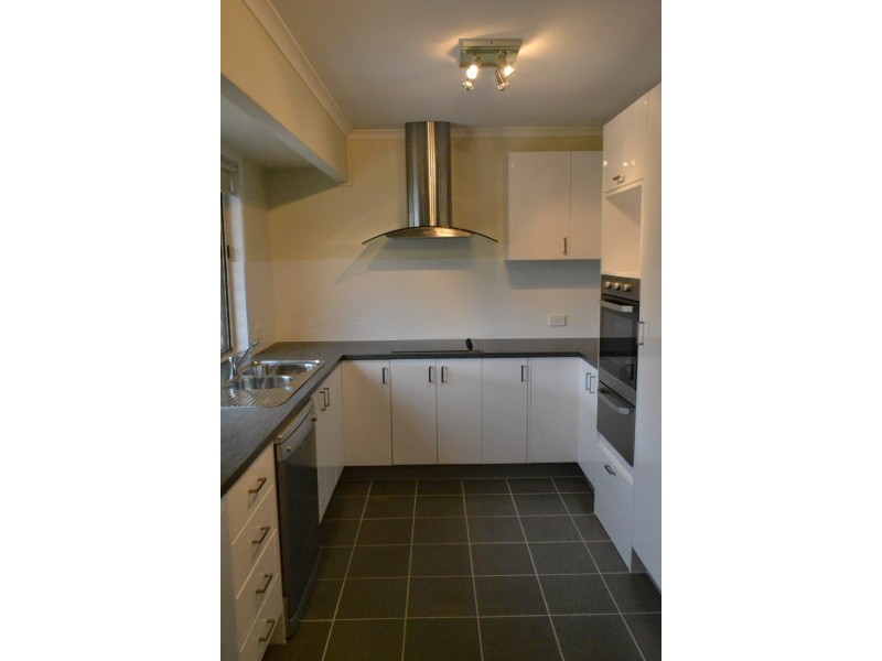 2/12 Columbia Court, Oxenford QLD 4210