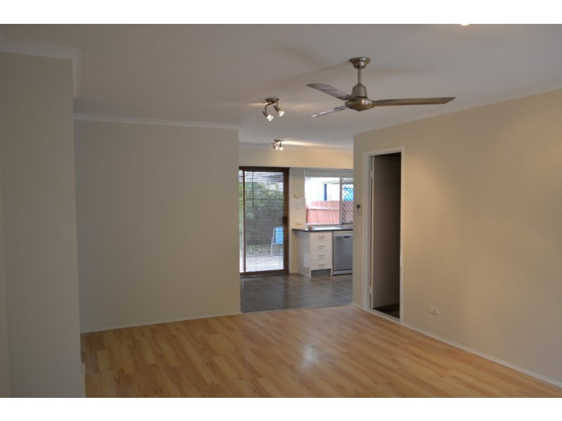 2/12 Columbia Court, Oxenford QLD 4210