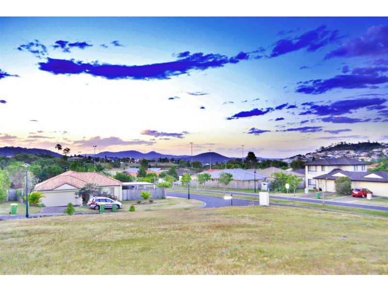 2a Carter Street, Pacific Pines QLD 4211