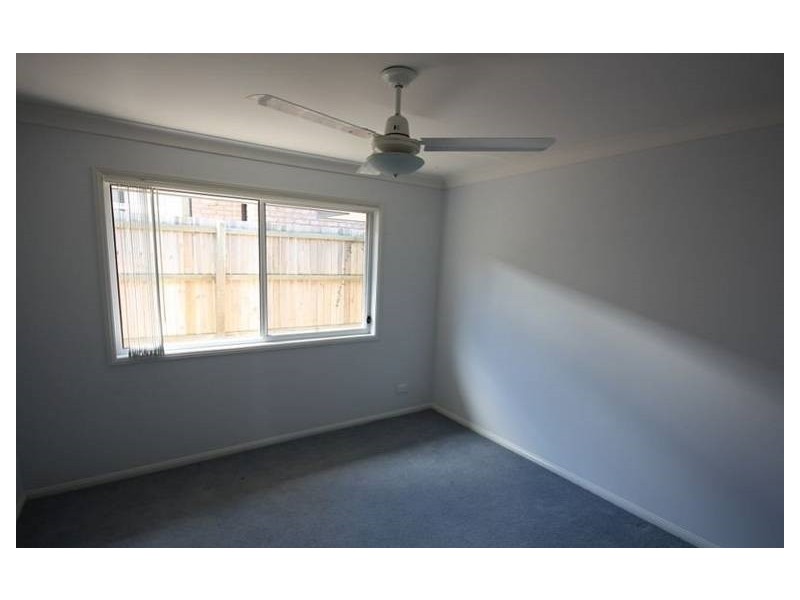33 Paris Parade, Ormeau QLD 4208