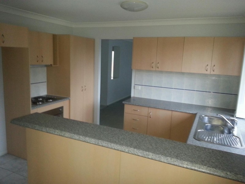 33 Paris Parade, Ormeau QLD 4208