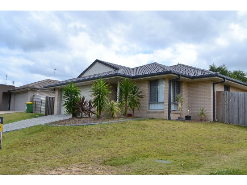 15 Hadrian Crescent, Pacific Pines QLD 4211