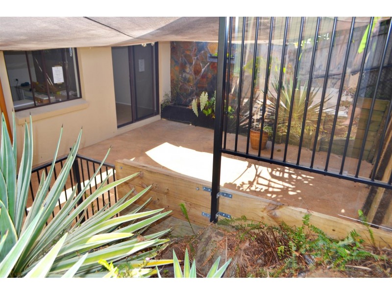 1/12 Metro Crescent, Oxenford QLD 4210