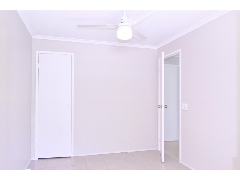 1/12 Metro Crescent, Oxenford QLD 4210