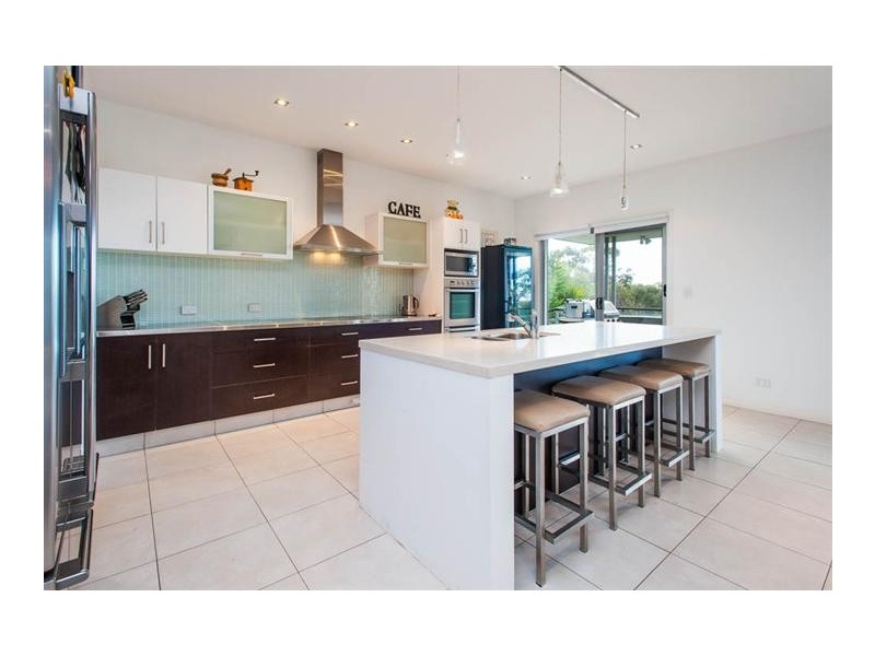 11 Salvado Drive, Pacific Pines QLD 4211