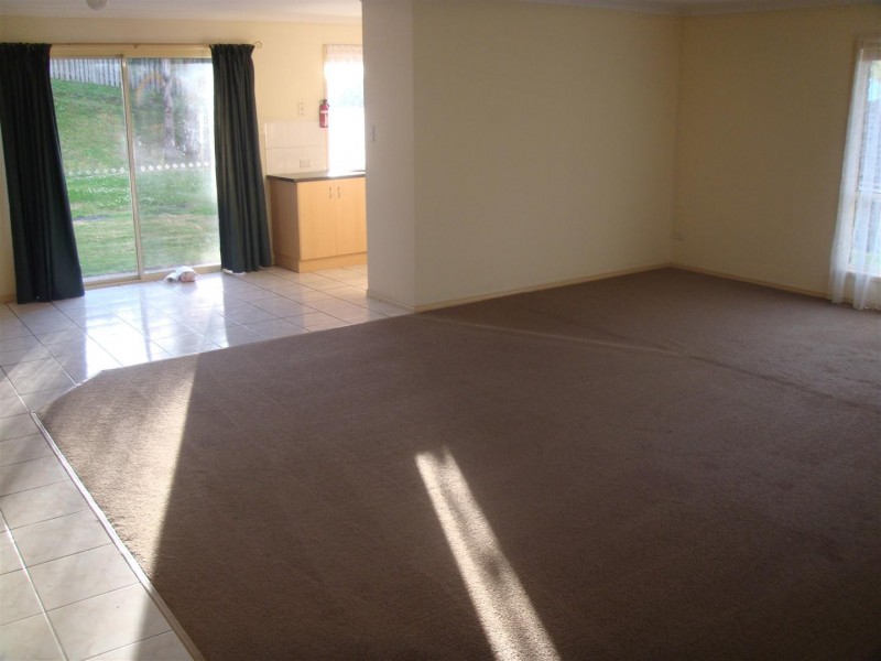 36 Easter Crescent, Pacific Pines QLD 4211