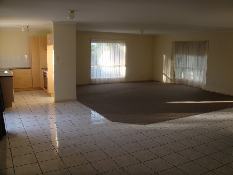 36 Easter Crescent, Pacific Pines QLD 4211