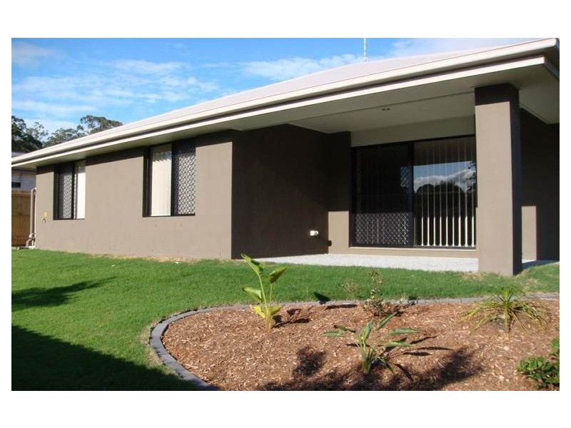 7 Portimao Court, Oxenford QLD 4210