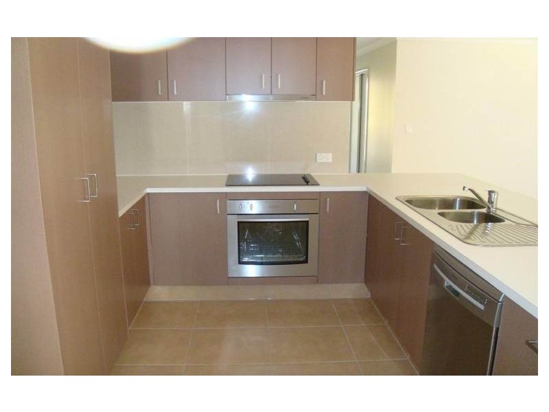 7 Portimao Court, Oxenford QLD 4210