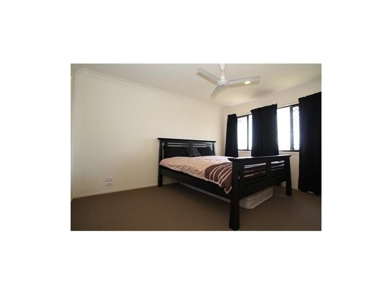 52 Palmerston Drive, Oxenford QLD 4210