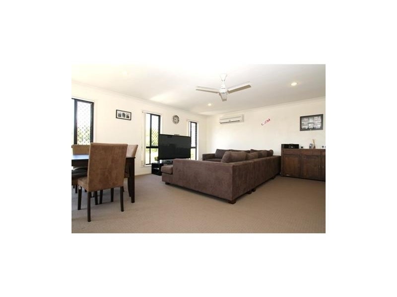 52 Palmerston Drive, Oxenford QLD 4210