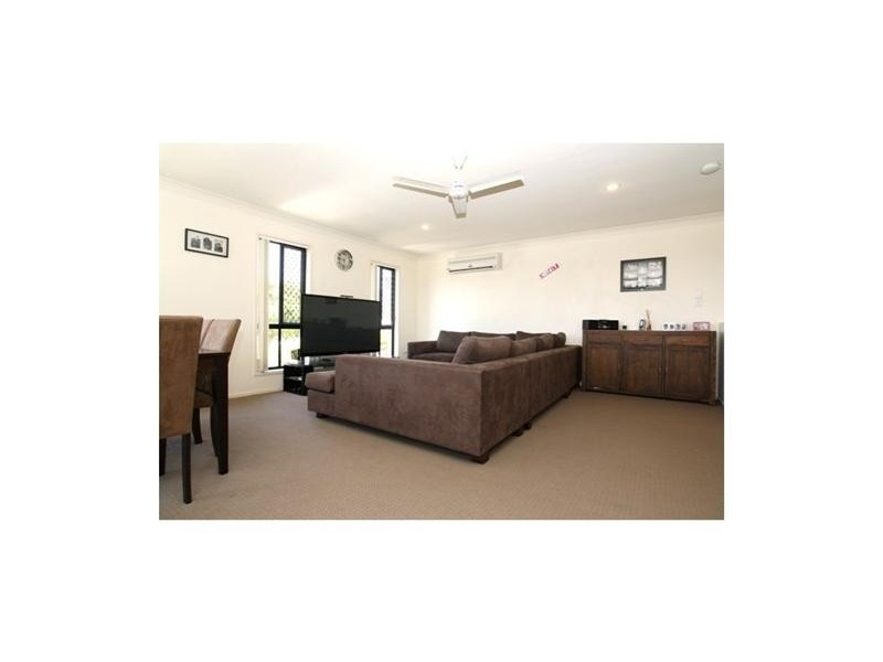 52 Palmerston Drive, Oxenford QLD 4210