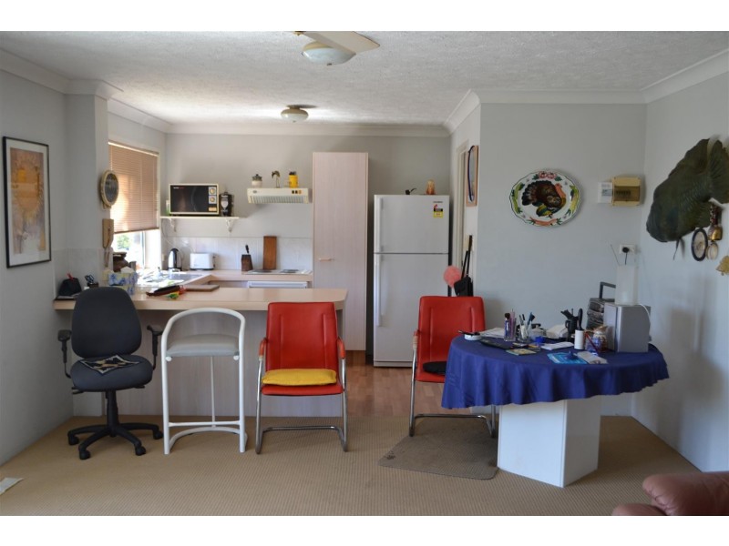 4/145 MUIR STREET, Labrador QLD 4215