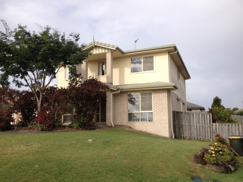 2 Arragan Court, Pacific Pines QLD 4211