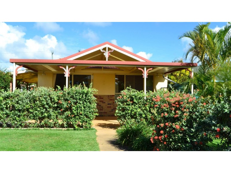 6 Bonin Close, Pacific Pines QLD 4211