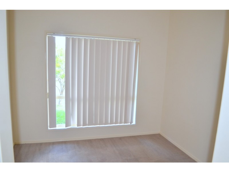 24 Maui Crescent, Oxenford QLD 4210